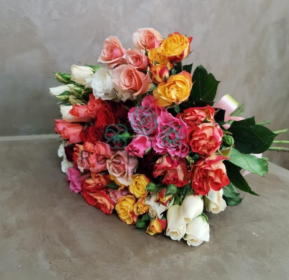 Букет цветов из: Розы в Зеленый