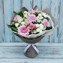 Букет цветов из:  Герберы, Альстромерии и Хризантемы в Зеленый