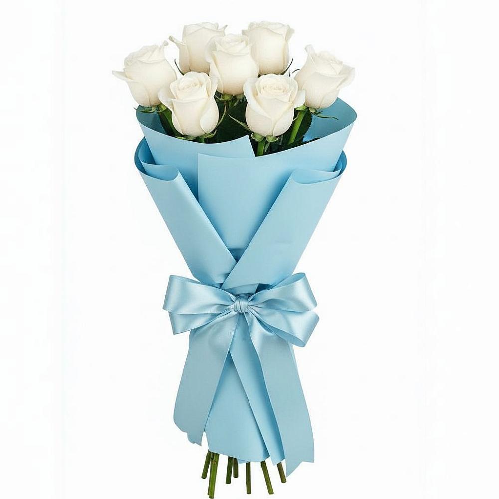 Букет 7 белых роз Проуд в Зеленый