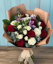 Букет цветов из:  Розы и Альстромерии #REPLACE_PRED# Зеленый