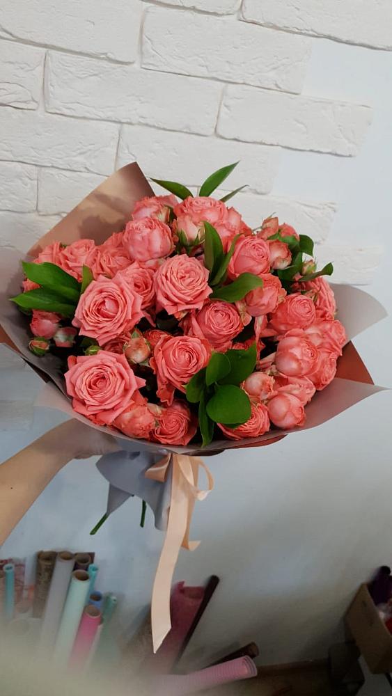 Букет цветов из: Розы в Зеленый