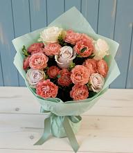 Букет цветов из:  Розы в Зеленый