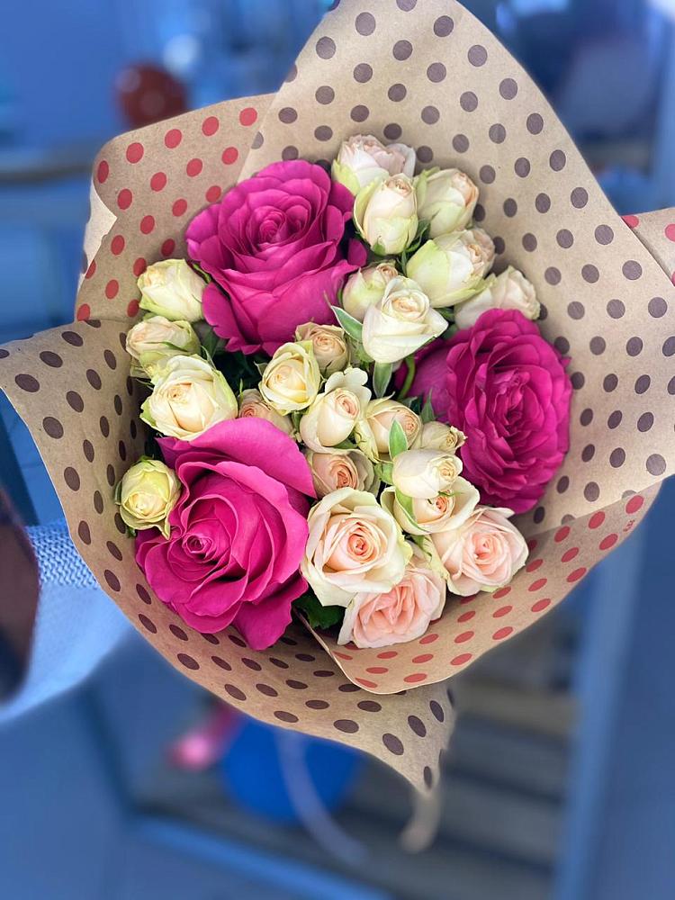 Букет цветов из: Розы в Зеленый