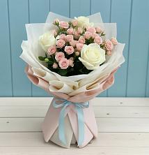Букет цветов из:  Розы в Зеленый