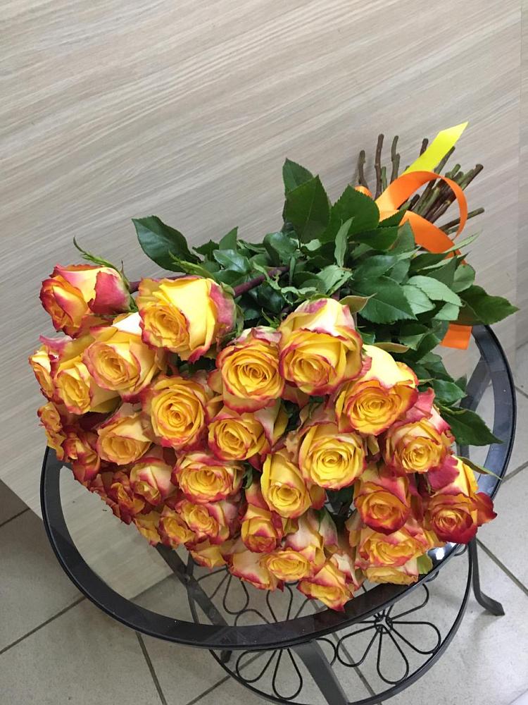 Букет Желтые розы в Зеленый