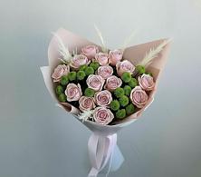 Букет цветов из:  Розы и Хризантемы в Зеленый