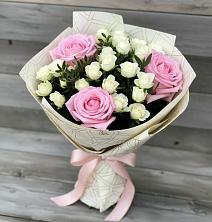 Букет цветов из:  Розы в Зеленый