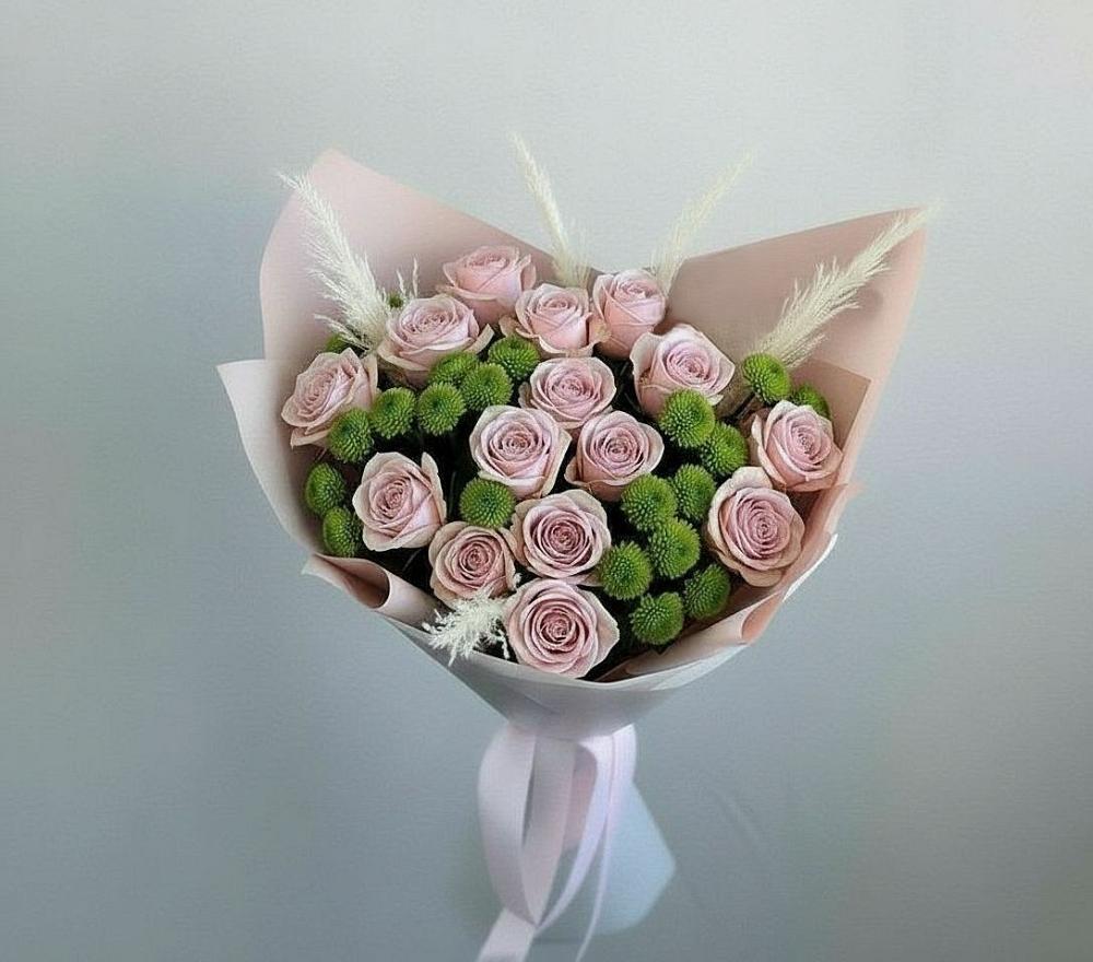 Букет цветов из: Розы и Хризантемы в Зеленый