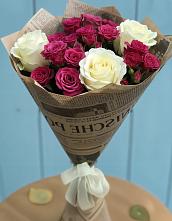 Букет цветов из:  Розы в Зеленый