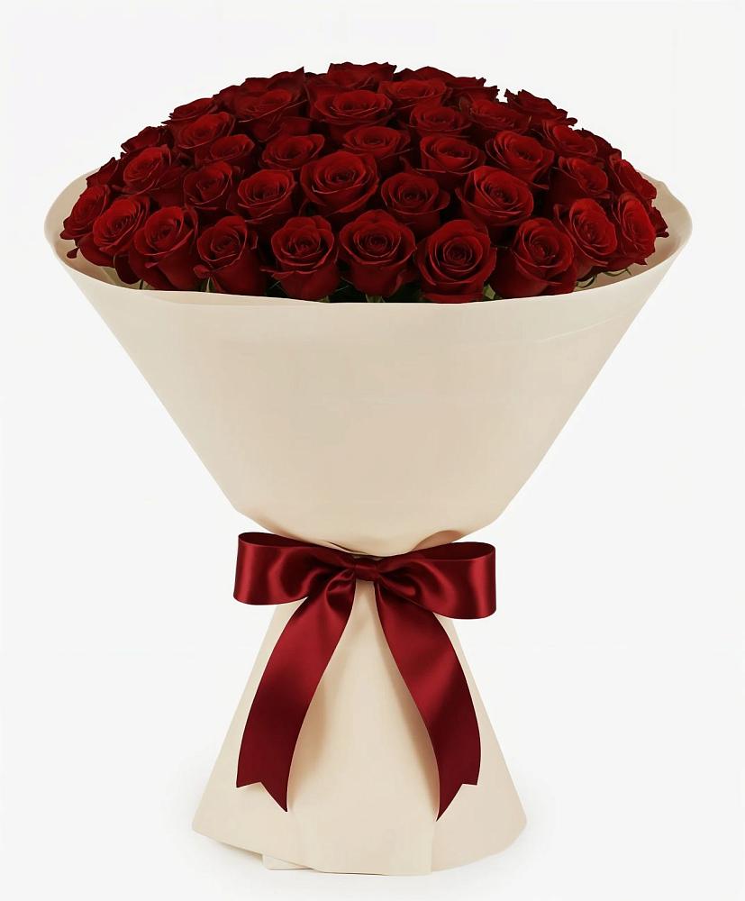 Букет 101 Бордовая роза Блэк Бакарра в Зеленый