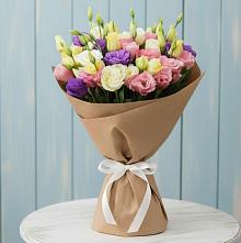 Букет цветов из:  Лизиантусы в Зеленый