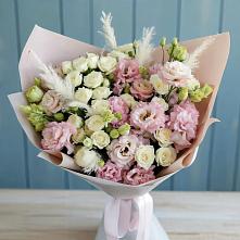 Букет цветов из:  Альстромерии и Розы в Зеленый